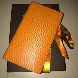 Louis Vuitton checkbook cover mandarin epi leather